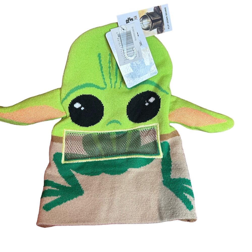 ♡ NWT Disney Star Wars Mandalorian 'Baby Yoda' Flip-Down Beanie Hat